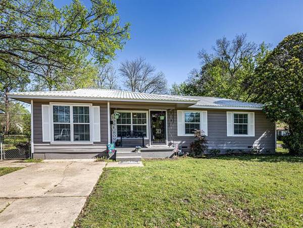 313 Boyd Loop, Bonham, TX 75418