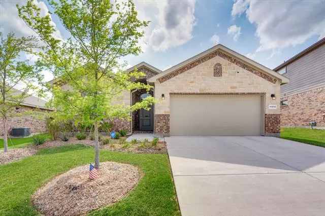 11513 Glenderry Lane, Fort Worth, TX 76052