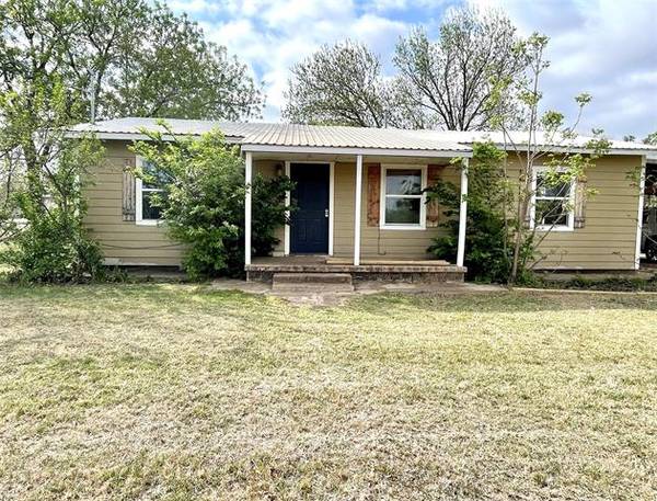 965 Avenue East, Hawley, TX 79525