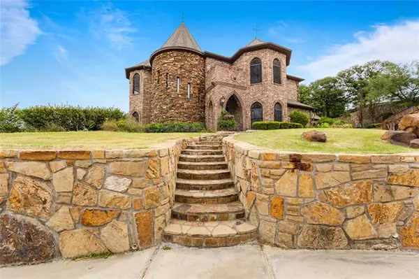 Keller, TX 76248,601 Comal Court