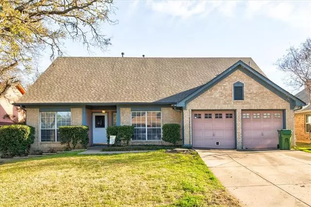 4106 Bradley Lane, Arlington, TX 76017