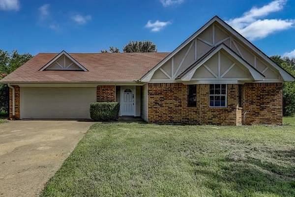 711 Clover Court, Keller, TX 76248