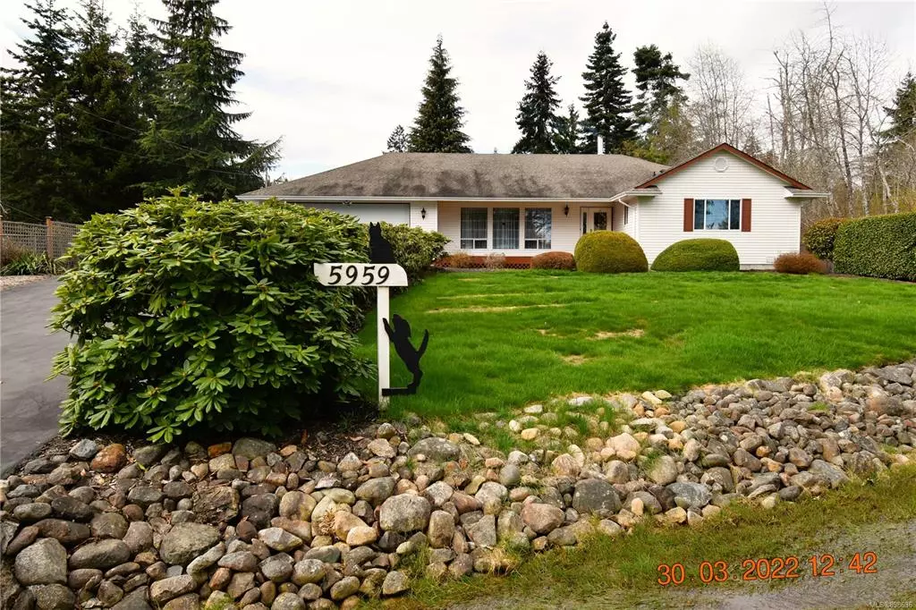 Union Bay, BC V0R 3B0,5959 Garvin Rd