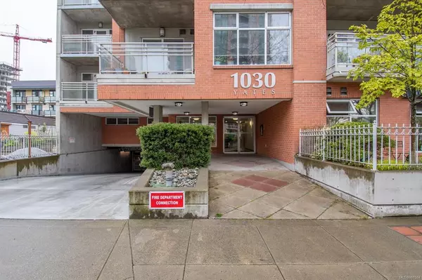 Victoria, BC V8V 5A7,1030 Yates St #204