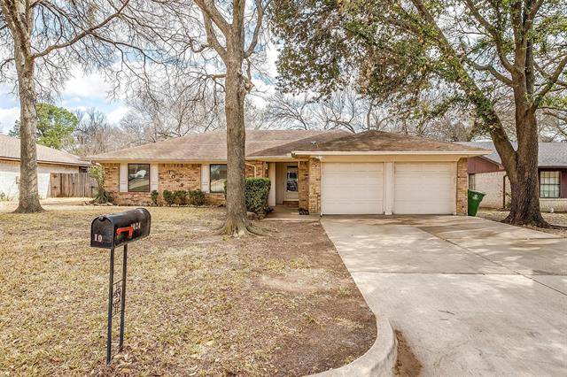 1024 Almond Drive, Mansfield, TX 76063