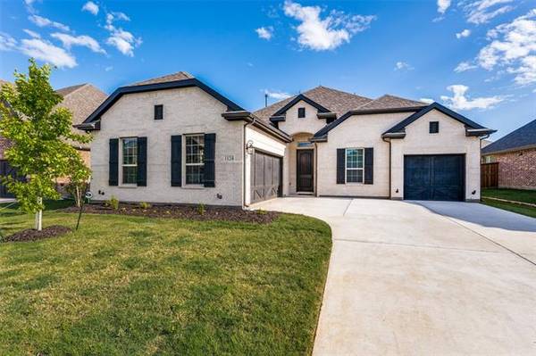 1124 Spanish Dove Drive, Little Elm, TX 75068