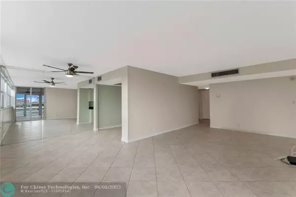 Hallandale Beach, FL 33009,100 Golden Isles Dr  #508