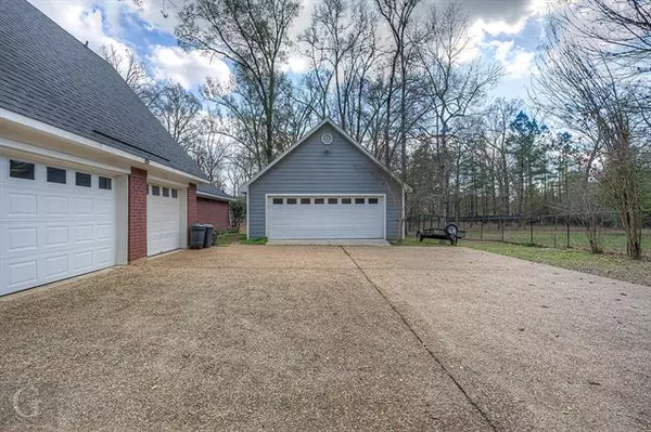 Shreveport, LA 71106,417 Southaven Lane