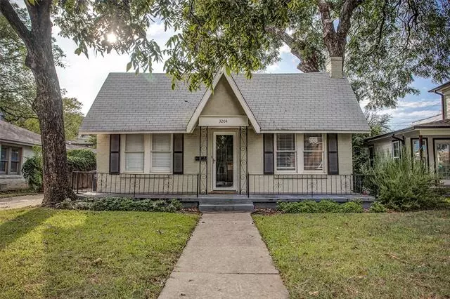 3204 Waits Avenue, Fort Worth, TX 76109