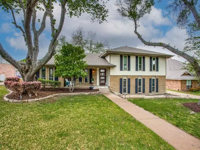 422 E Coachlight Trail, Rockwall, TX 75087