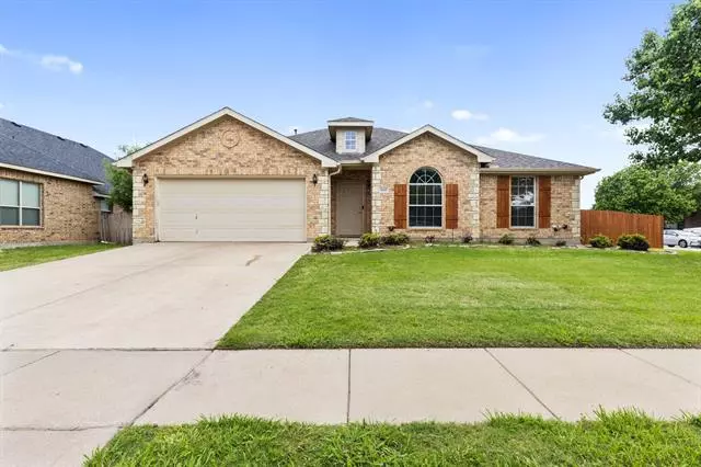 4600 Sailboat Drive, Mansfield, TX 76063