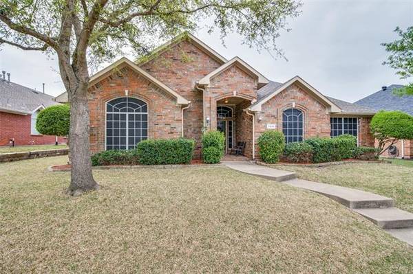 7509 Bluewood Drive, Rowlett, TX 75089