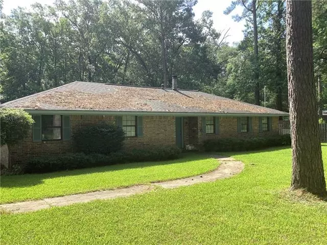 Haughton, LA 71037,220 E Cloverleaf