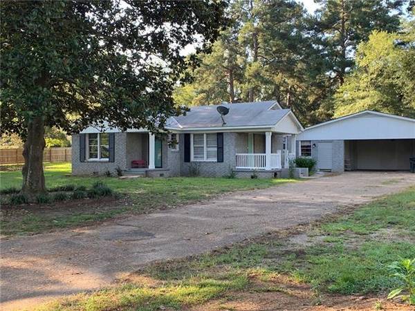 421 W Mary Lee Street W, Plain Dealing, LA 71064