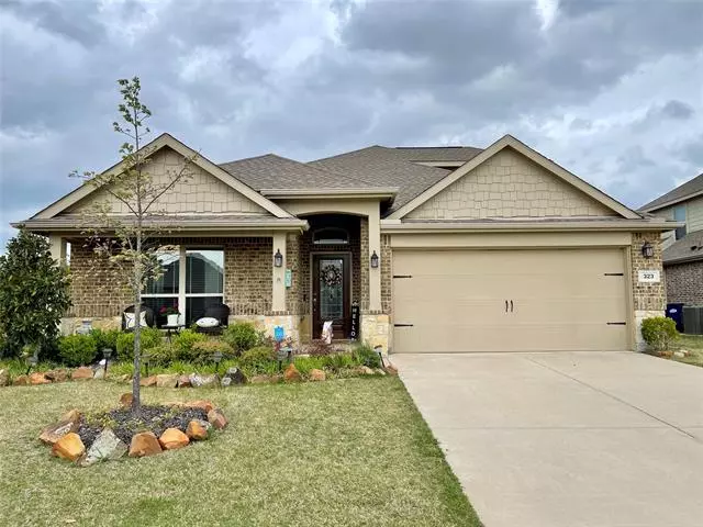 323 Eden Drive, Fate, TX 75189