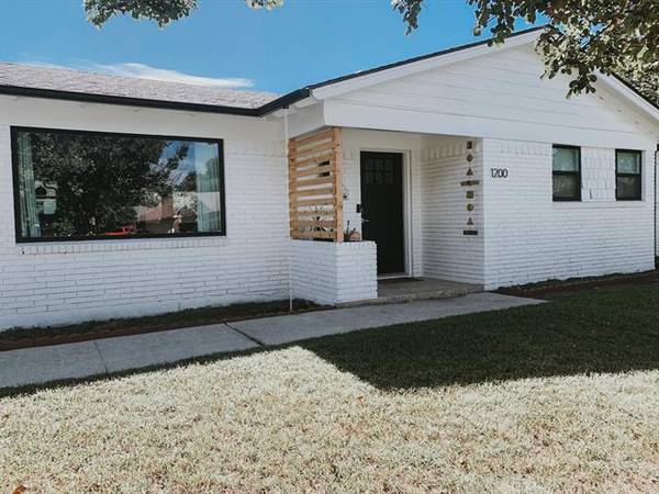 1200 Magnolia Street, Mansfield, TX 76063