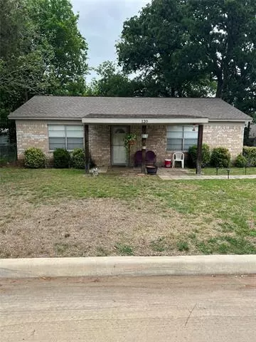 Lake Dallas, TX 75065,120 N Lakeview Drive