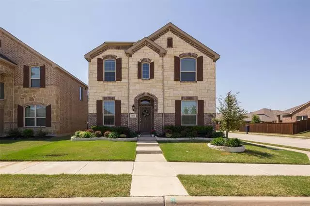 1390 Alamandine Avenue, Cross Roads, TX 76227