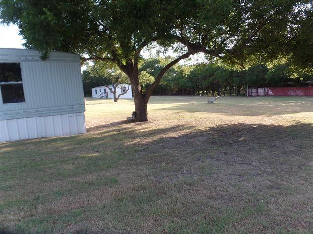 708 S S Preston, De Leon, TX 76444