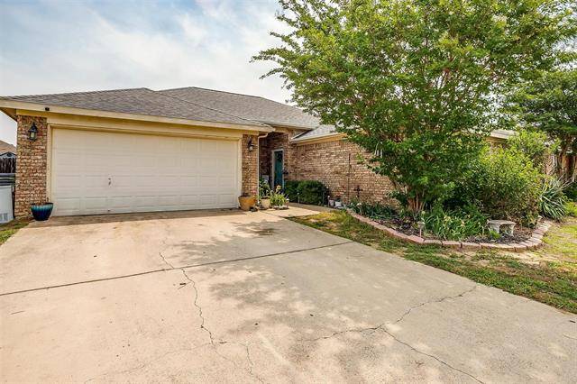 1012 Andrew Street, Burleson, TX 76028