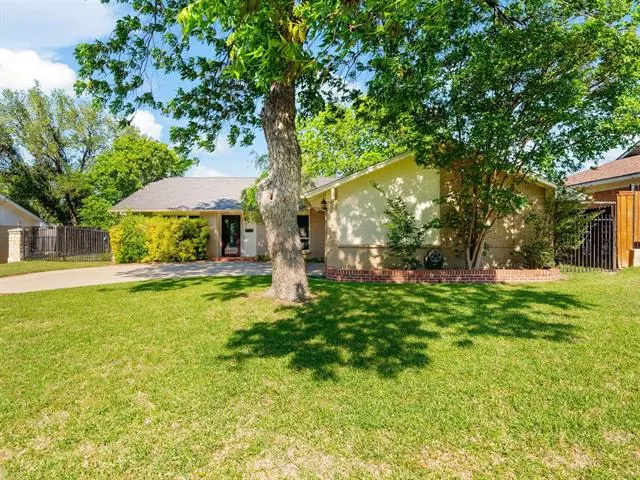 3003 Cortez Drive, Fort Worth, TX 76116