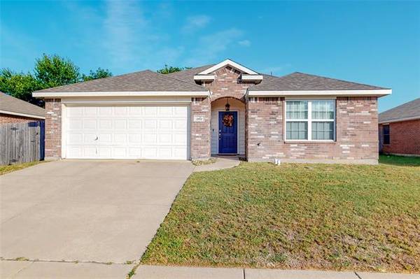 262 Kennedy Drive, Crowley, TX 76036