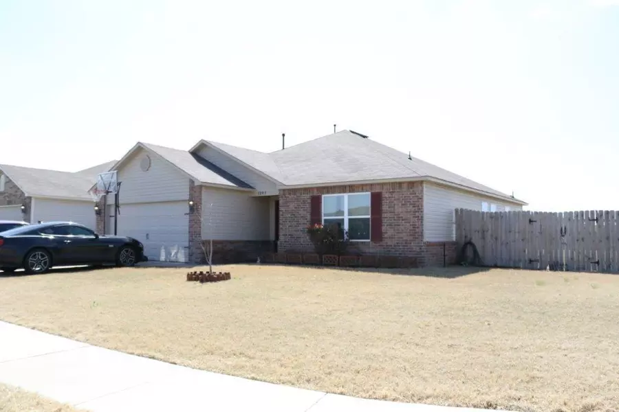 1203 E Quincy Street, Broken Arrow, OK 74012