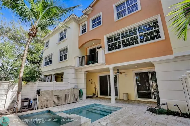 663 NE Trieste Lane, Boca Raton, FL 33487