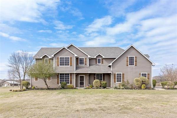 117 Galvan Lane, Van Alstyne, TX 75495