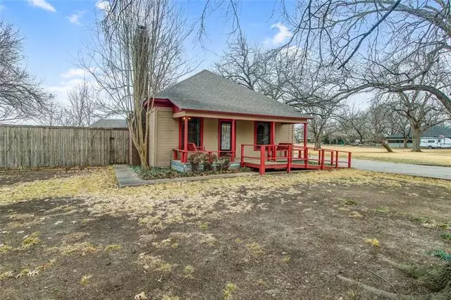 3307 W Fm 813, Palmer, TX 75152