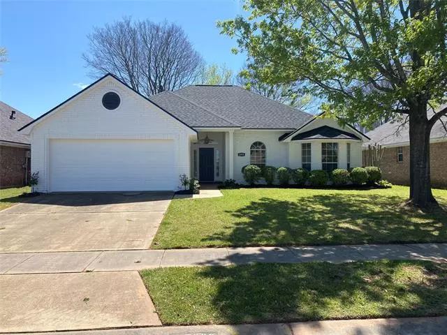 5908 Summerville Lane, Bossier City, LA 71111