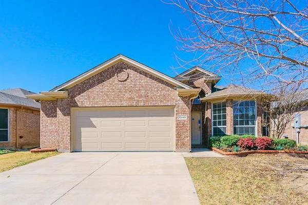 10649 Fossil Hill Drive, Fort Worth, TX 76131