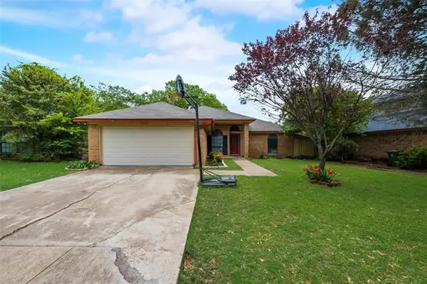 6309 Tempest Drive, Arlington, TX 76001