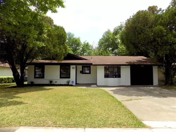 2556 Hillsboro Avenue, Dallas, TX 75228