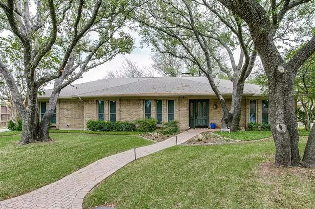 2809 Lakeside Lane, Carrollton, TX 75006