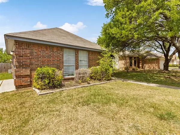 Keller, TX 76248,2136 Ridgecliff Drive