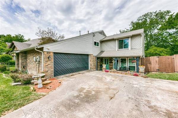 809 Pebblecreek Drive, Garland, TX 75040