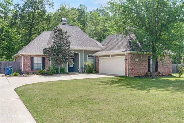 411 Rimstone Drive, Haughton, LA 71037