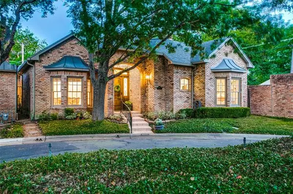 Dallas, TX 75209,4936 Briarwood Place