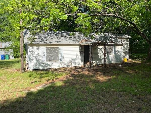 114 Pearce Drive, Pottsboro, TX 75076