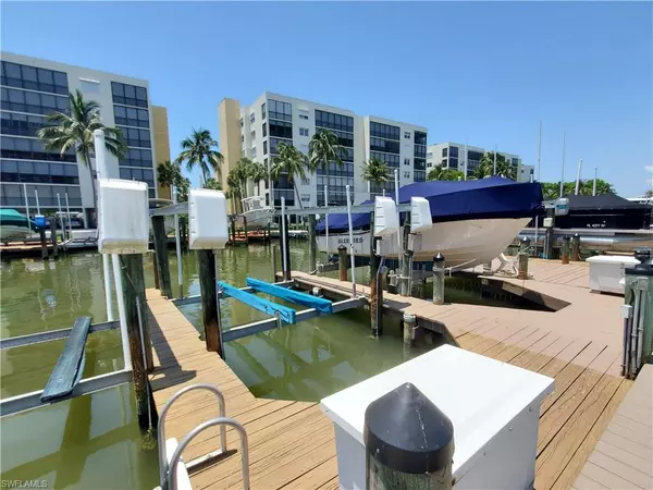 Fort Myers Beach, FL 33931,4351 BAY BEACH #29 LN