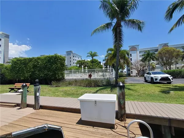 Fort Myers Beach, FL 33931,4351 BAY BEACH #29 LN