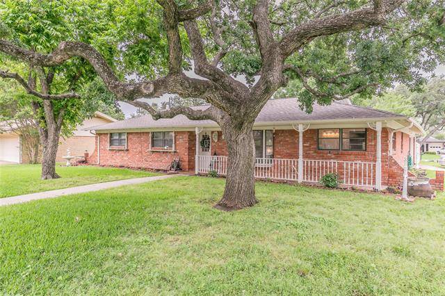 2309 Shady Brook Drive, Bedford, TX 76021