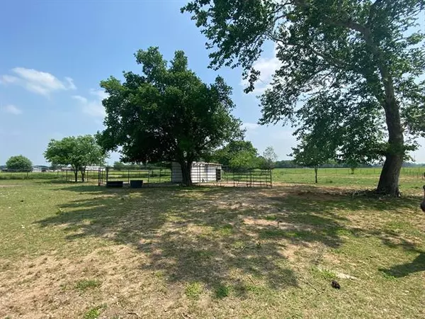 Sadler, TX 76264,86 Brooks Lane