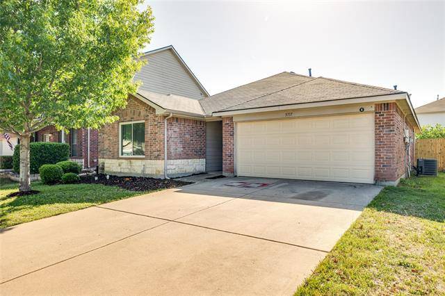 Fort Worth, TX 76179,5717 Downs Drive
