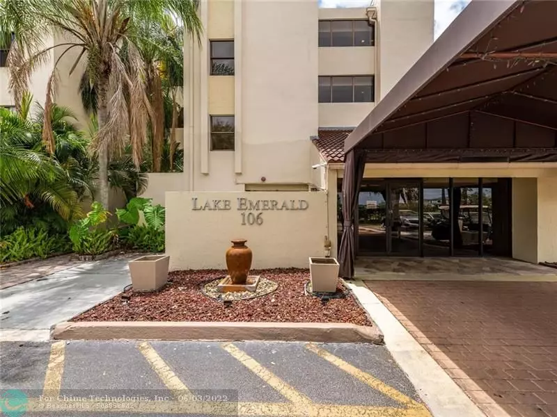 106 Lake Emerald Dr  #211, Oakland Park, FL 33309