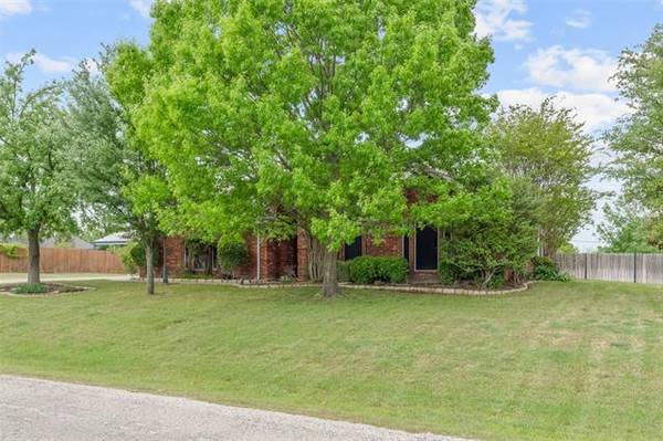 107 Old Ford Road, Willow Park, TX 76087