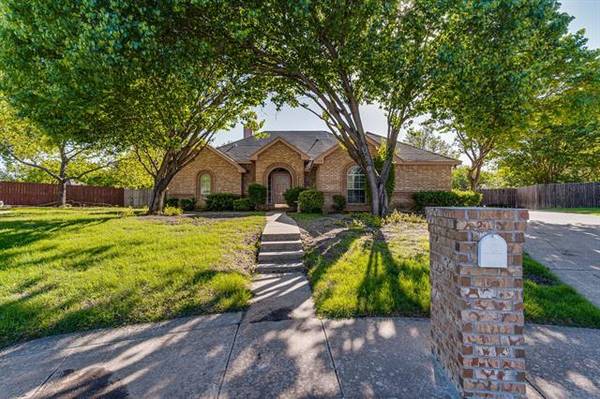 706 Purdue Drive, Waxahachie, TX 75165