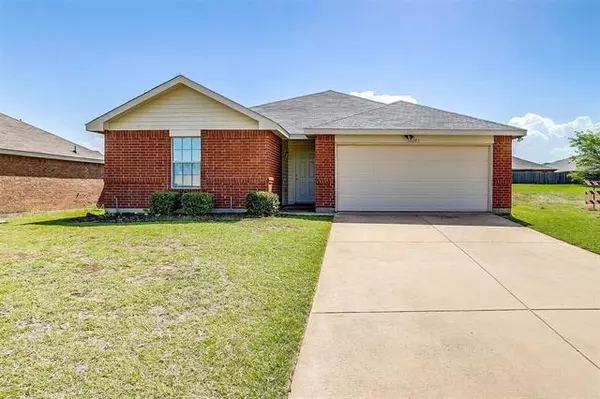 10205 Cherrytree, Fort Worth, TX 76140