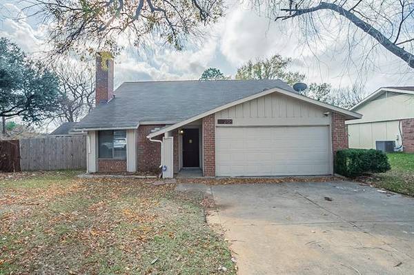 2725 Pilgrim Place, Bedford, TX 76021